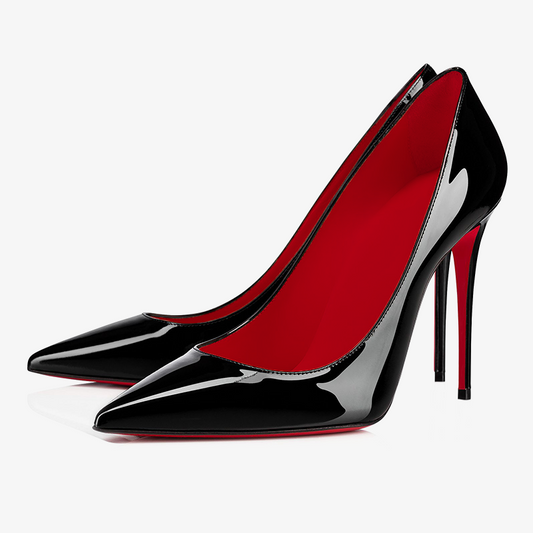 Escarpins à talons aiguilles en cuir verni avec intérieur rouge